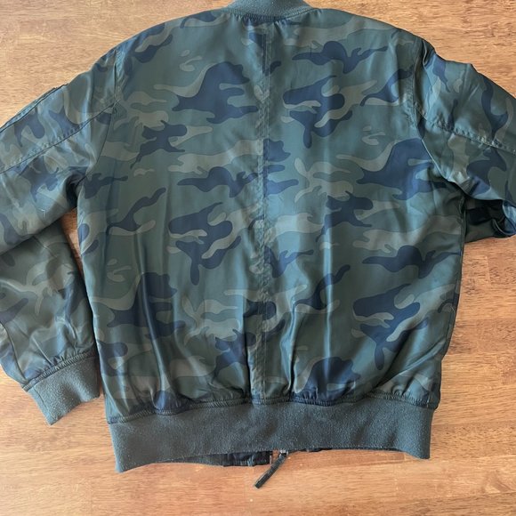 Aeropostale Camo Bomber Jacket - Picture 3 of 6
